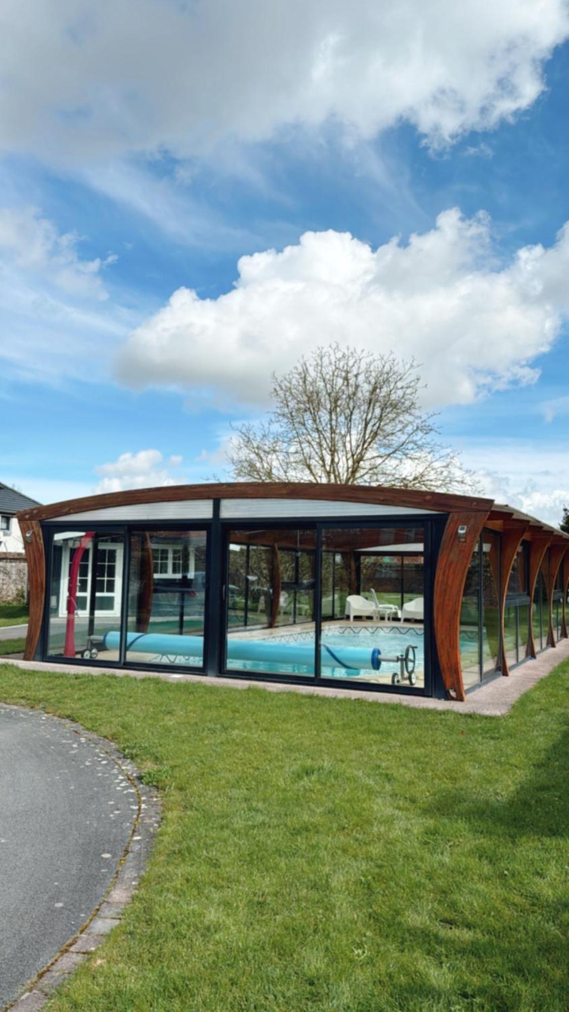 Avec Piscine * Lestrem